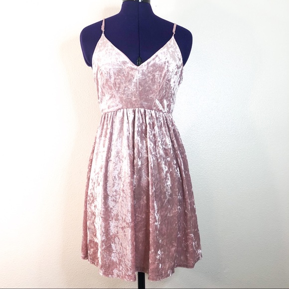 love J Dresses & Skirts - Love J Light Short Pink Velvet Dress